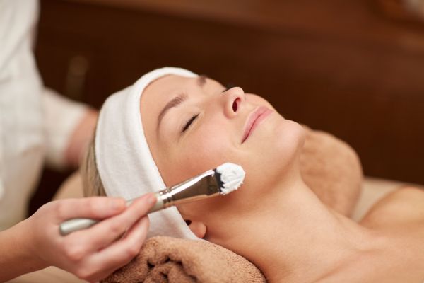 دوره آموزش پاکسازی پوست